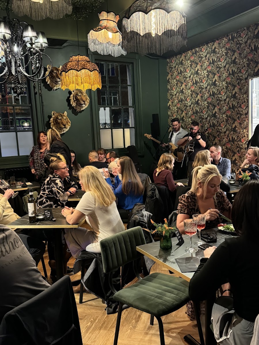 Vault 2 Bar & Bistro